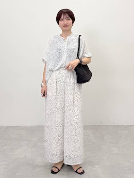 「Elura（エルーラ）のサラサラ着映えスキッパーチュニック/661810（シャツ/ブラウス、その他）」を使った、SuUさん（レディース・167cm）の春コーディネート