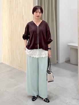 「Elura（エルーラ）の裾レースタンク/605388（タンクトップ、ホワイト系）」を使った、SuUさん（レディース・167cm）の春コーディネート