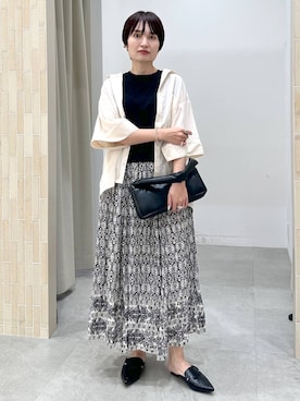 「人気アイテムをチェック！」｜「アイテム（シャツ/ブラウス）」を使った、SuUさん（レディース・167cm）の夏コーディネート