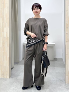 「アイテム（ストール/ショール）」を使った、SuUさん（レディース・167cm・40代）の秋コーディネート