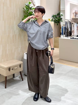 「Elura（エルーラ）のコーデュロイワイドパンツ/1049454（その他パンツ、グレー系）」を使った、SuUさん（レディース・167cm）の秋コーディネート