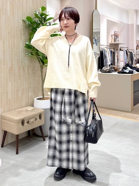 「アイテム（ネックレス）」を使った、SuUさん（レディース・167cm・40代）の冬コーディネート