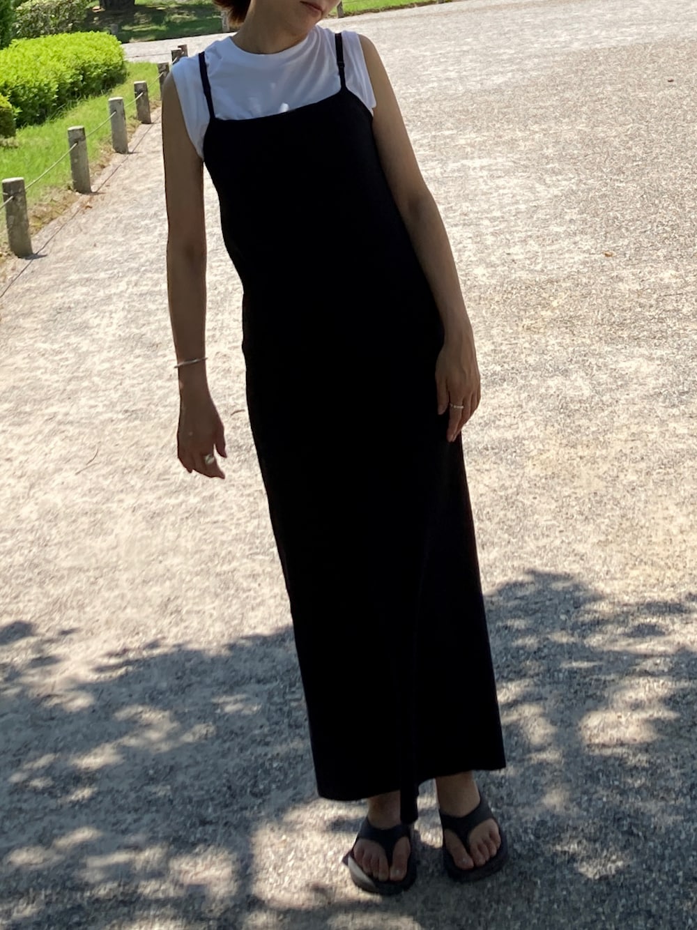 「夏、シンプル、ロングワンピース、キャミワンピ」｜「SHENERYの総針ニットタイトマキシキャミワンピース（ワンピース、ブラック系）」を使った、hm!さん（レディース・159cm）の夏コーディネートの1枚目の写真