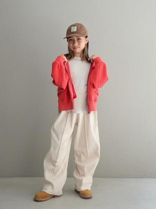 「CIAOPANIC TYPY(チャオパニックティピー)の【KIDS】KIDSピグメントダンボールパーカー(パーカー)」を使った、cononᐝさん(キッズ・131cm)の秋コーディネート