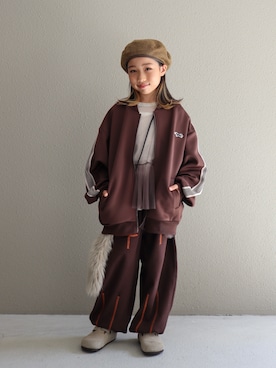 「アイテム（サンダル）」を使った、cononᐝさん（キッズ・124cm）の秋コーディネート