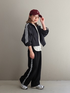 「アイテム（スウェットパンツ）」を使った、cononᐝさん（キッズ・128cm）の春コーディネート