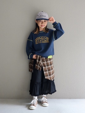 「アイテム（スカート）」を使った、cononᐝさん（キッズ・124cm）の秋コーディネート