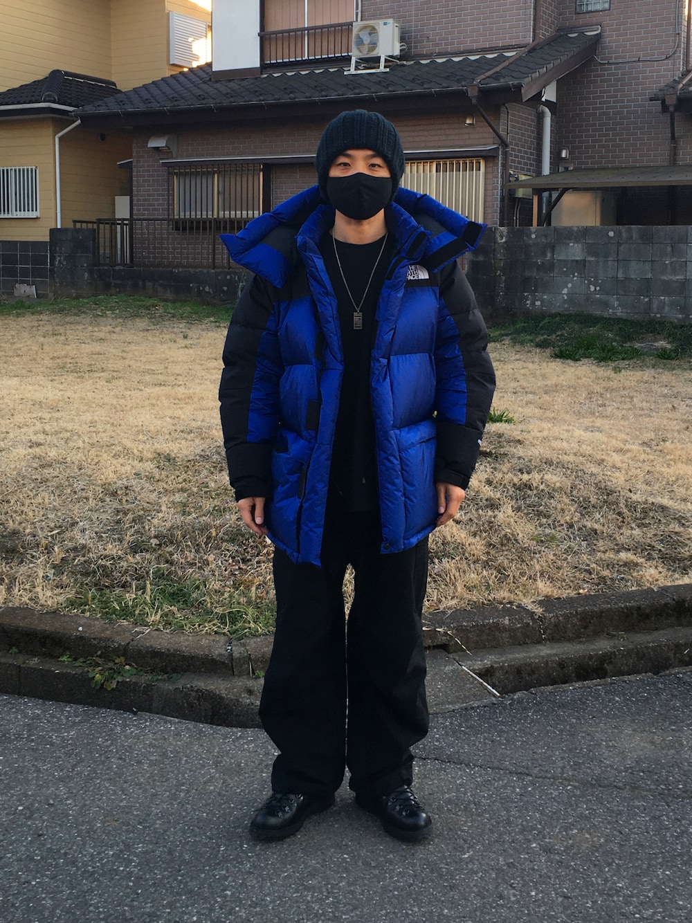 「ヒムダウン、THE NORTH FACE」｜「THE NORTH FACEのアイテム（ダウンジャケット/コート、ブルー系）」を使った、わんわんもこもこさん（メンズ・175cm）の冬コーディネートの1枚目の写真