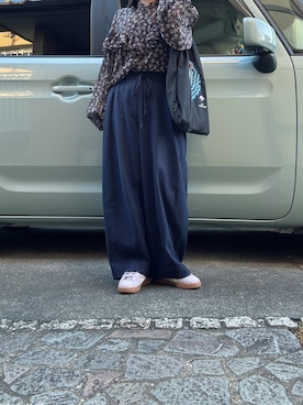 「アイテム（シューズ、パープル系）」を使った、yuuaさん（レディース・154cm）の秋コーディネート