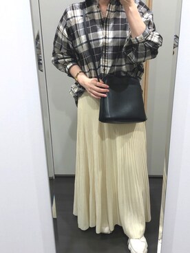 「KBF+（ケービーエフプラス）のアイテム（バッグ）」を使った、yuuaさん（レディース・154cm）の秋コーディネート