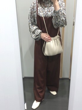 「INGNI（イング）のアイテム（オールインワン・サロペット）」を使った、yuuaさん（レディース・154cm）の秋コーディネート