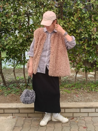 「Java（ジャバ）の《JaVa ジャバコラボ》ふっくら2way中綿キルティング×ファーリバーシブルベスト（ベスト）」を使った、Yūkiさん（レディース・160cm）の春コーディネート