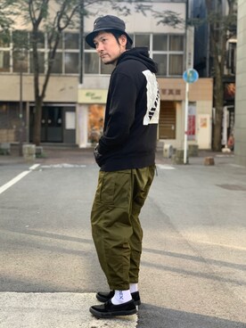 「AVIREX（アヴィレックス）のアイテム（PC・スマホグッズ/家電）」を使った、K.ODAさん（メンズ・178cm）の秋コーディネート