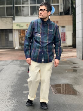 「AVIREX（アヴィレックス）のアイテム（サロペット/オーバーオール）」を使った、K.ODAさん（メンズ・178cm）の夏コーディネート