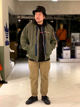 「AVIREX（アヴィレックス）のアイテム（PC・スマホグッズ/家電）」を使った、K.ODAさん（メンズ・178cm）の秋コーディネート