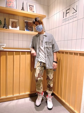 「LOCAL（ローカル）のアイテム」を使った、EVVD_7I_IN_魏さん（メンズ・167cm）の秋コーディネート