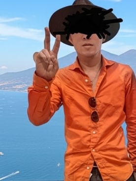 「Ray-Ban（レイバン）のアイテム」を使った、Leonardo　Nimmoさん（メンズ・165cm）の秋コーディネート