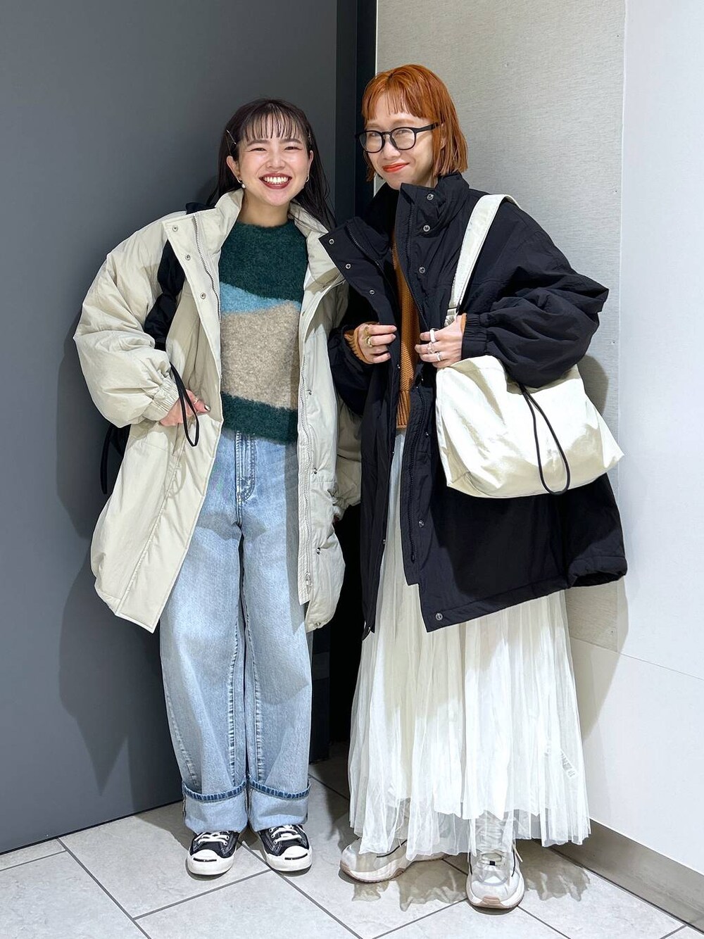 「秋コーデ、ローリーズスタイル_LOWRYS FARM、公認インフルエンサー_LOWRYS FARM、大人女子カジュアル_LOWRYS FARM、カジュアル、メガネ、LOWRYS FARM、着痩せ・細見え、アウター、デニムパンツ、スカート、ロングスカート、ニット、女子ウケ、個性派」｜「LOWRYS FARMのＧＬＡＳＳＥＳ２　182184（メガネ、その他）」を使った、milkさん（レディース・160cm）の秋コーディネートの1枚目の写真