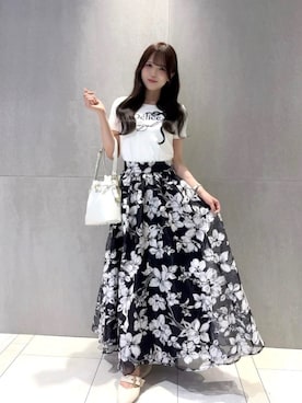 「ROYAL PARTY（ロイヤルパーティー）のロゴ刺しゅうレースリボンTシャツ（Tシャツ/カットソー、ホワイト系）」を使った、ROYALPARTYさん（レディース・158cm）の夏コーディネート