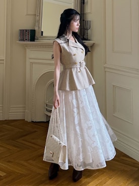 「ROYAL PARTY（ロイヤルパーティー）のサマーツイードテーラーノースリーブトップス（その他トップス、ベージュ系）」を使った、ROYALPARTYさん（レディース・159cm）の秋コーディネート