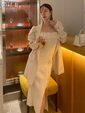 「オールホワイト」｜「アイテム（その他アウター）」を使った、ROYALPARTYさん（レディース・167cm）の秋コーディネート