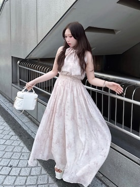 「ROYAL PARTY（ロイヤルパーティー）のニュアンスフラワーアメスリロングワンピース（ワンピース、ピンク系）」を使った、ROYALPARTYさん（レディース・158cm）の春コーディネート