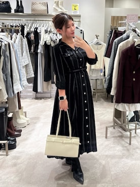 「ROYAL PARTY（ロイヤルパーティー）のロールアップテーラーロングシャツワンピース（ワンピース、ブラック系）」を使った、ROYALPARTYさん（レディース・159cm）の秋コーディネート