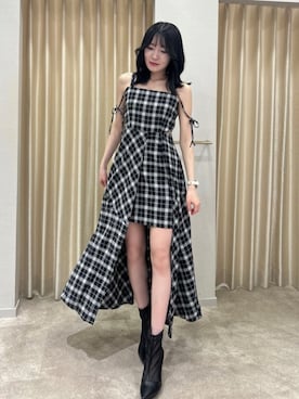 「ROYAL PARTY（ロイヤルパーティー）のチェック柄カットアウトレイヤード風キャミワンピース（ワンピース、ブラック系）」を使った、ROYALPARTYさん（レディース・155cm）の夏コーディネート