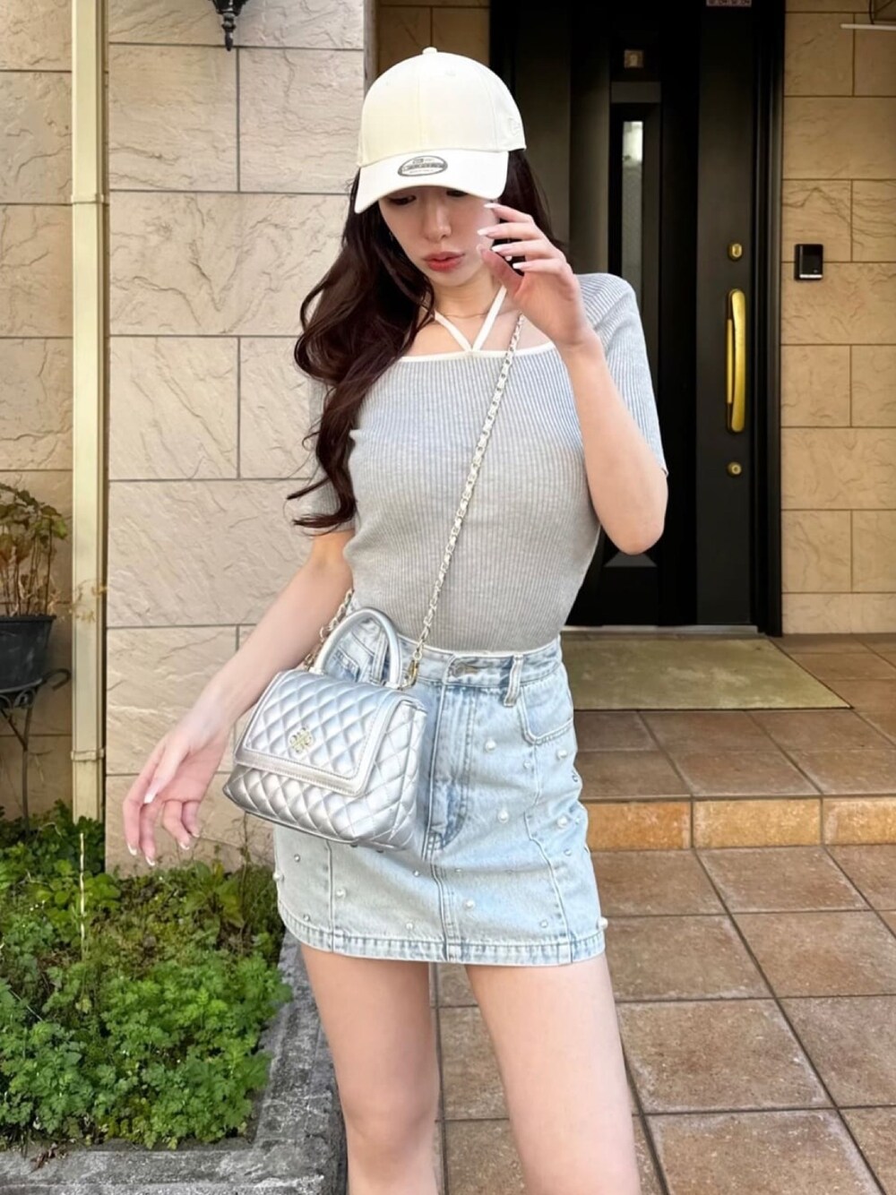 【コーデの主役に♪】HERMES デニムミニスカート DarichDarichさんのデニムスカートを使ったコーディネート
