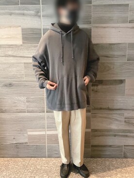 「Graphpaper（グラフペーパー）のアイテム（パーカー）」を使った、Piさん（メンズ・178cm）の秋コーディネート