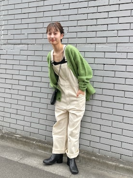 「WHIMSIC（ウィムジック）のアイテム（サロペット/オーバーオール）」を使った、えぐっちょさん（レディース・155cm）の秋コーディネート