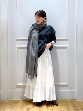 「A part by（アパートバイ）のアイテム（ストール/ショール）」を使った、mahoさん（レディース・162cm）の冬コーディネート