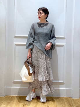 「EU,US NEW BALANCE（イーユーユーエスニューバランス）のアイテム」を使った、mahoさん（レディース・162cm）の秋コーディネート