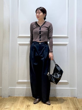 「アイテム（チノパンツ）」を使った、mahoさん（レディース・162cm・20代）の秋コーディネート