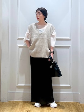 「EU,US NEW BALANCE（イーユーユーエスニューバランス）のアイテム」を使った、mahoさん（レディース・162cm）の秋コーディネート