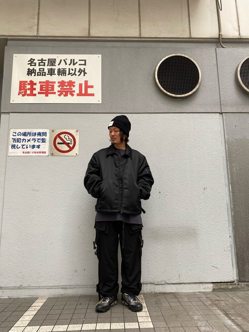 「秋のコーデ、LHP、Danke schon、カーゴパンツ、スポーツミックス、Y-3、シンプルコーデ、黒スキニー、名古屋PARCO、lhp名古屋PARCO」｜「DANKE SCHONのDankeSchon/ダンケシェーン/撥水ストレッチナイロンカーゴパンツ（カーゴパンツ、グリーン系）」を使った、kazuya muraiさん（メンズ・168cm）の秋コーディネートの1枚目の写真