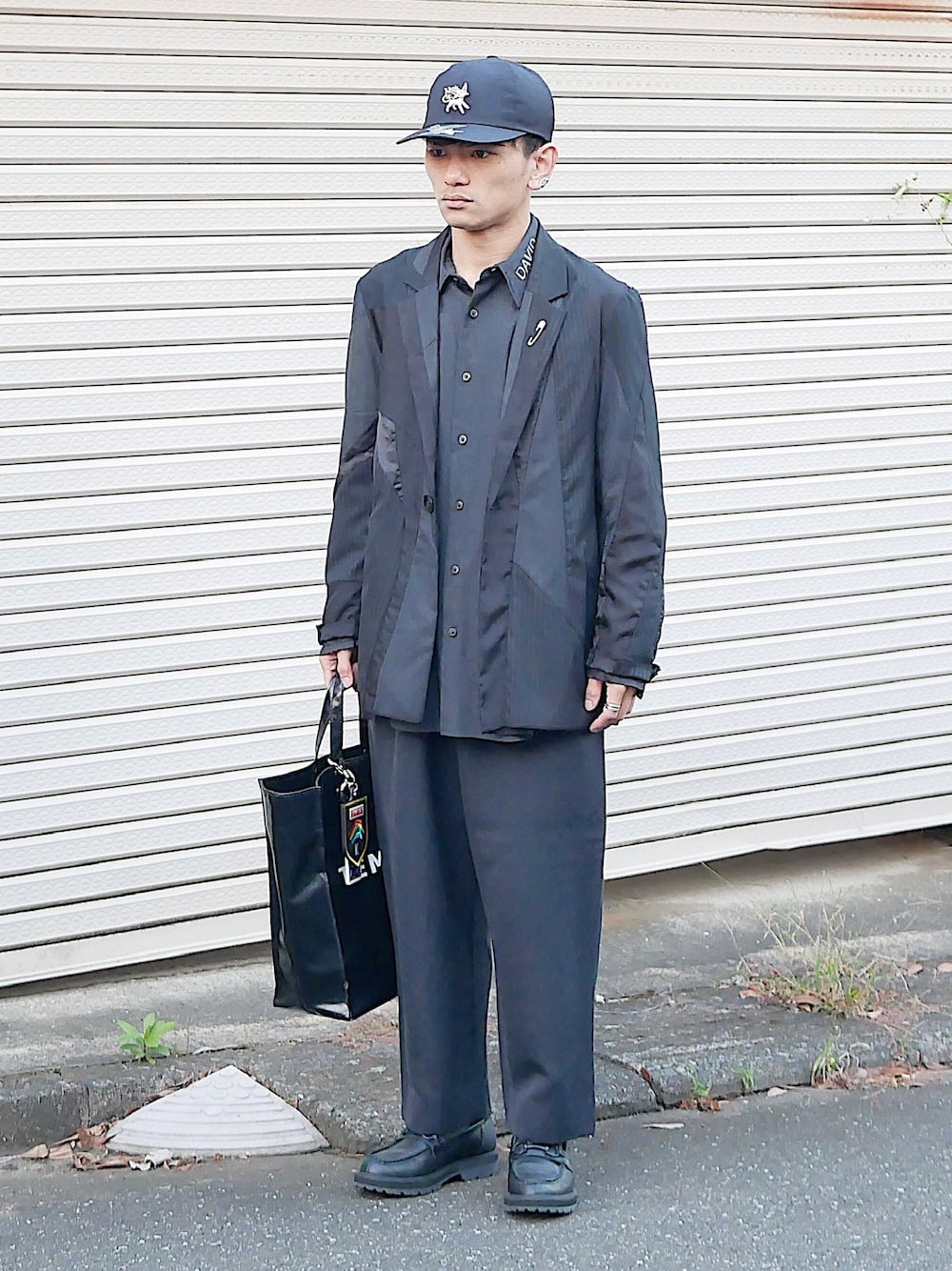 「低身長男子、soe、KIJIMA TAKAYUKI、uniform experiment、kaiko、ポケモン、黒キャップ、グレージャケット、テーラードジャケット、クレイジーパターン、ストライプジャケット、グレーパンツ、ペグトップパンツ、ビットローファー、グレーシャツ」｜「ブログ・YouTubeのアイテム（その他、その他）」を使った、小柄の小松@162cmさん（メンズ・162cm）の秋コーディネートの1枚目の写真