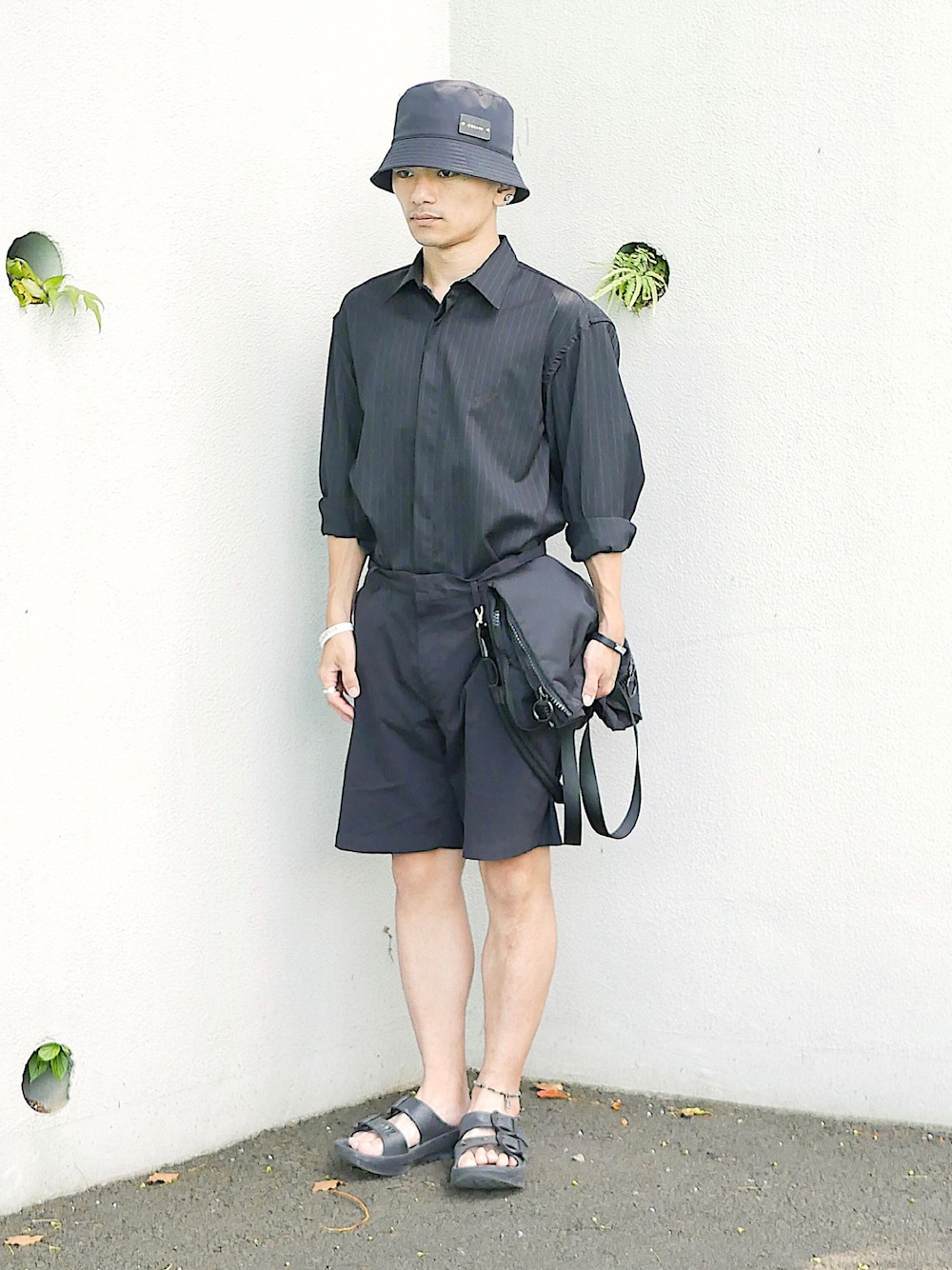 「低身長、低身長男子、低身長コーデ、Hellos Extrafine、HELLOSEXTRAFINE、TAKAHIROMIYASHITA The SoloIst.、telic、PADRONE、ユニクロU、UNIQLO U、ストライプシャツ、ロングシャツ、タックイン、パンツイン、短パンにタックイン」｜「ブログ・YouTubeのアイテム（その他、その他）」を使った、小柄の小松@162cmさん（メンズ・162cm）の夏コーディネートの1枚目の写真