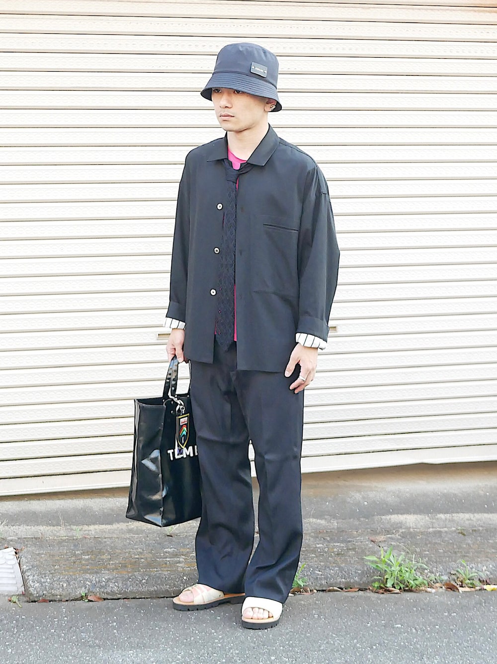 「低身長、低身長コーデ、低身長男子、soe、kaiko、CULLNI、シャツジャケット、レーヨンシャツ、ショート丈、ニットタイ、シルク、タイドアップ、ワイドスラックス、レザーサンダル、白サンダル」｜「ブログ・YouTubeのアイテム（その他、その他）」を使った、小柄の小松@162cmさん（メンズ・162cm）の夏コーディネートの1枚目の写真