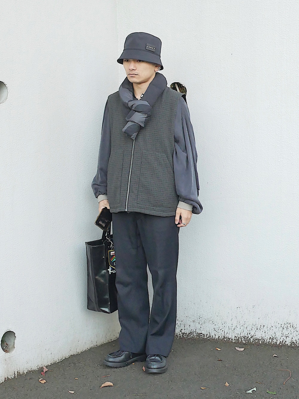 「低身長、低身長男子、低身長コーデ、低身長ファッション、soe、GUコーデ、ユニクロマリメッコ、ユニクロ×マリメッコ、KLEMAN、CULLNI、チェックベスト、中綿ベスト、サテンブルゾン、中綿マフラー、リバーシブルベスト」｜「ブログ・YouTubeのアイテム（その他、その他）」を使った、小柄の小松@162cmさん（メンズ・162cm）の秋コーディネートの1枚目の写真