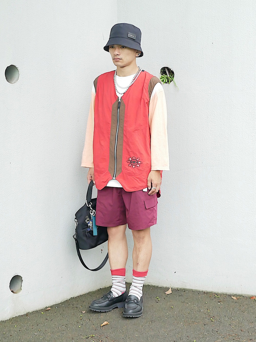 「低身長、低身長男子、低身長コーデ、soe、oasis、オアシス、agnes b.、JW Anderson x UNIQLO、CULLNI、8分袖、タイダイ柄、タイダイT、ピンクTシャツ、短パン、柄ソックス」｜「ブログ・YouTubeのアイテム（その他、その他）」を使った、小柄の小松@162cmさん（メンズ・162cm）の秋コーディネートの1枚目の写真
