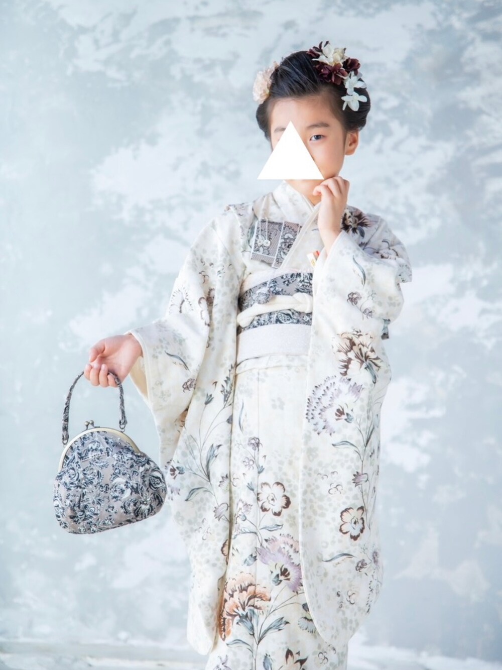 「着物、七五三、女の子、ジルスチュアート、七五三スタイル、7歳、日本髪、七五三７歳」｜「全身shotのアイテム（その他、その他）」を使った、ki☺︎hoさん（キッズ・130cm）の冬コーディネートの1枚目の写真