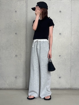 「アイテム（スウェットパンツ）」を使った、Aさん（レディース・156cm）の夏コーディネート