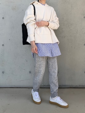 「春服デビュー宣言」｜「アイテム（スウェットパンツ）」を使った、Aさん（レディース・156cm）の春コーディネート