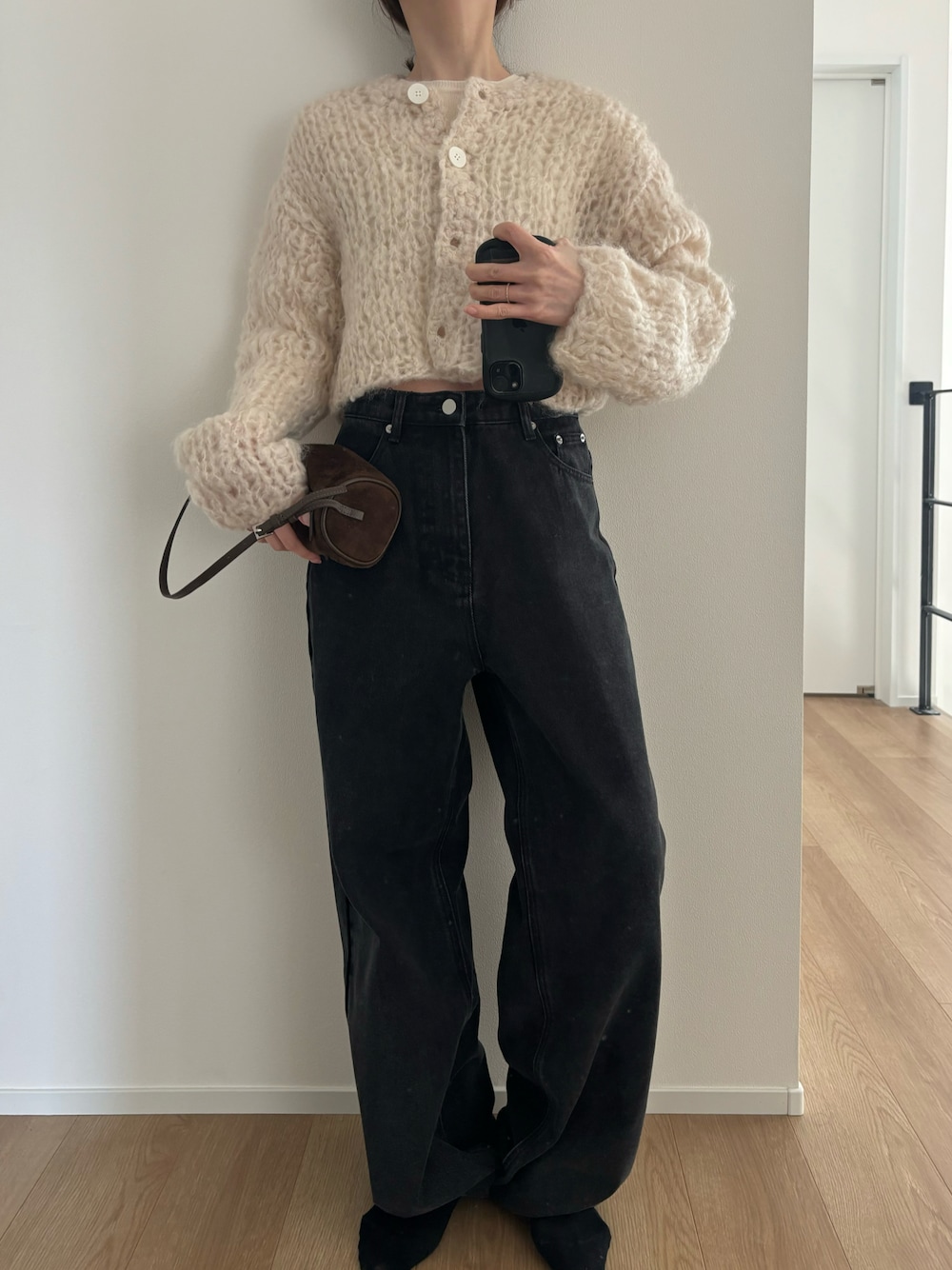 AEWEN MATOPH＞ハンドニット カーディガンを使った人気ファッション