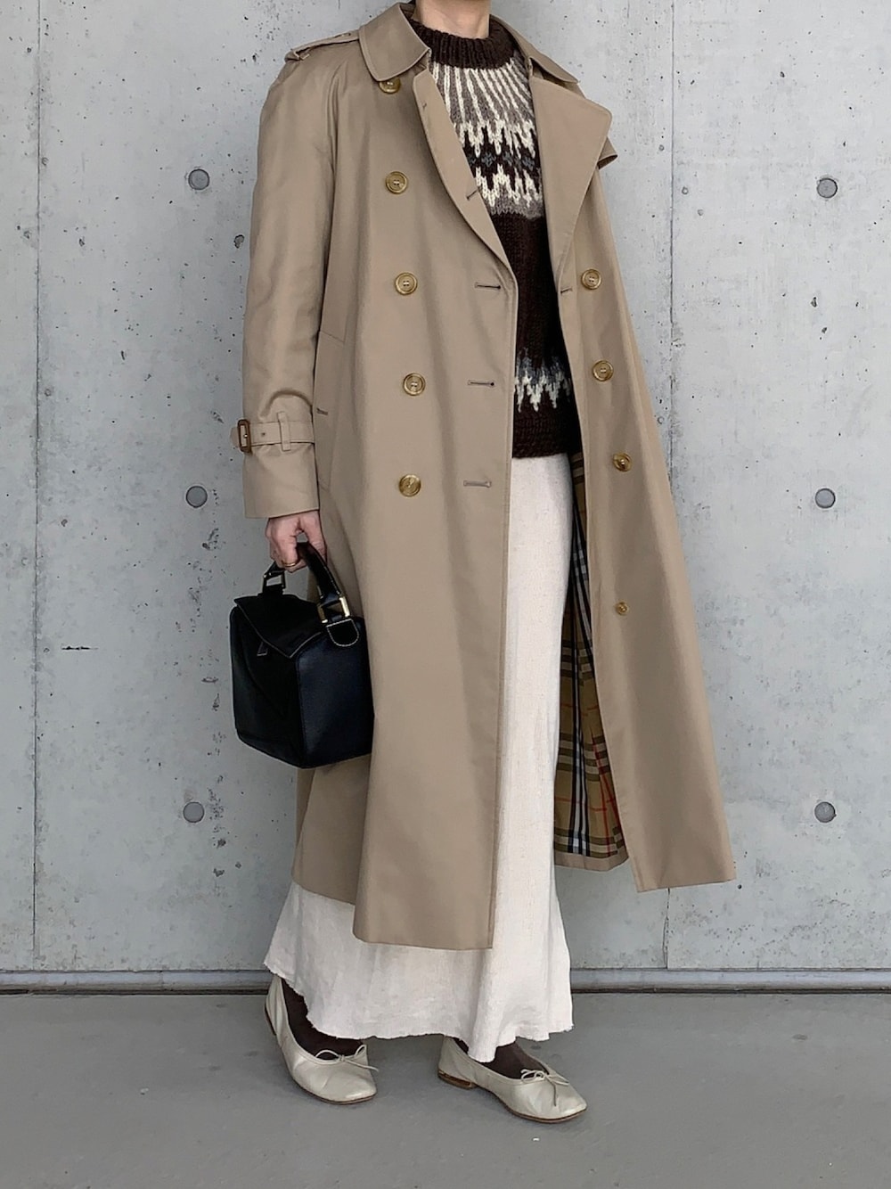 Burberry Prorsumのトレンチコートを使ったレディース人気ファッション
