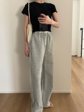 「アイテム（スウェットパンツ）」を使った、Aさん（レディース・156cm）の夏コーディネート