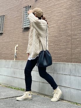 「ケーブルニット」｜「アイテム（キャップ）」を使った、youkiさん（レディース・161cm）の秋コーディネート