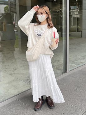 「袖ボリューム」｜「アイテム（スウェット）」を使った、いそゆりさん（レディース・159cm）の秋コーディネート