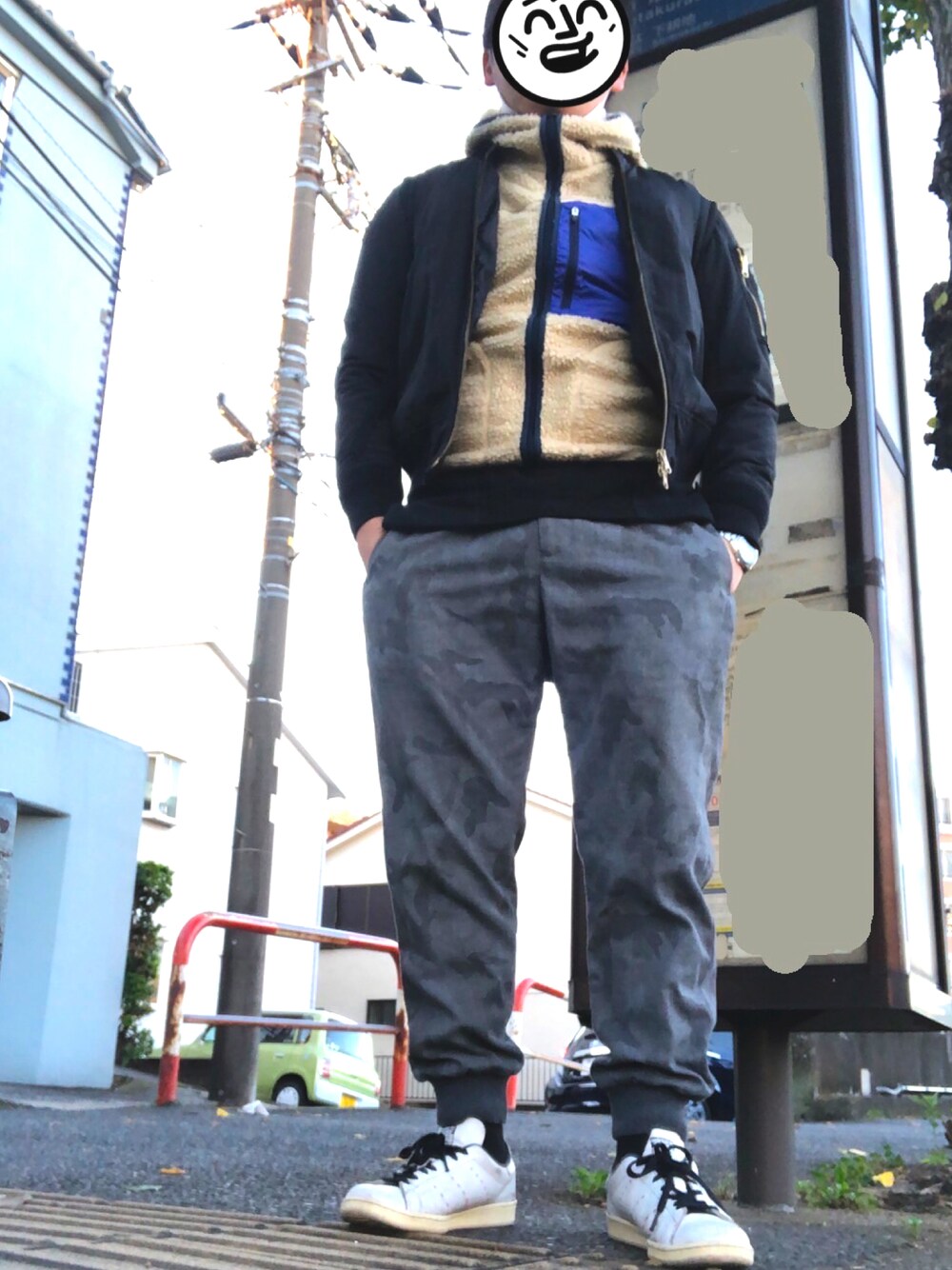 「adidas、adidas originals、MA-1、フリース、フリークスストア、FREAK’Ｓ STORE、SHIPS JET BLUE、スタンスミス、stan smith、ジョガーパンツ」｜「adidasのStan Smith ローカットスニーカー（スニーカー、ホワイト系）」を使った、Masahiroさん（メンズ・161cm）の秋コーディネートの1枚目の写真
